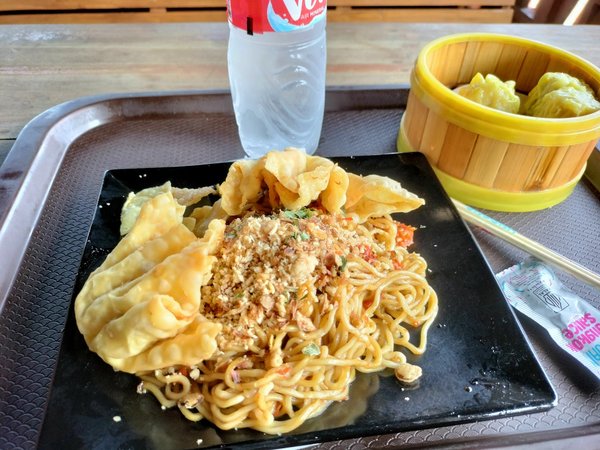 Mie Gacoan Depok Sawangan photo 2