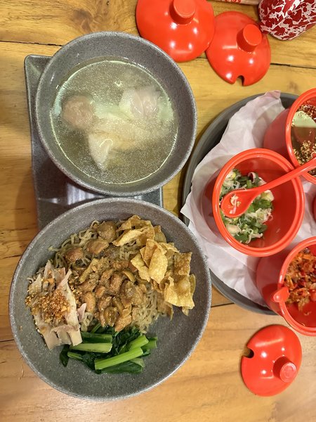 Miehaw bakmi ayam halal photo 1