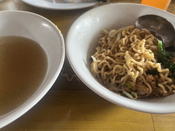 Bakmie Mam Mie