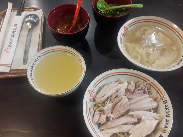 Bakmi Ayam Alok photo 3