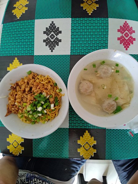 Bakmi Ayam Keriting "Bowo"