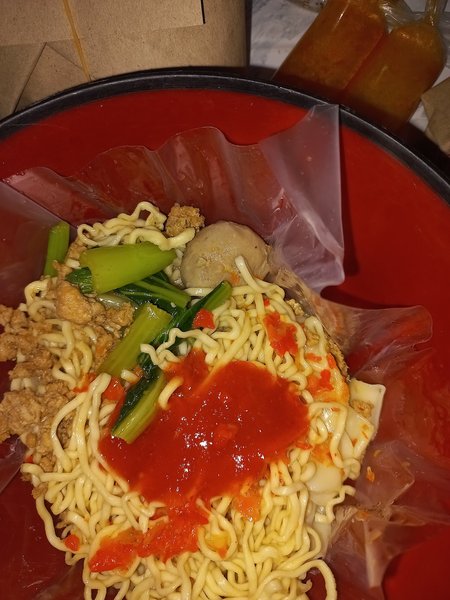 Demi Bakmi