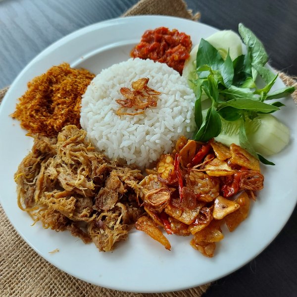 Cwie Mie Samber Gledek, Gading Serpong photo 3