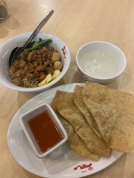 Bakmi Naga Resto Gading Walk photo 3