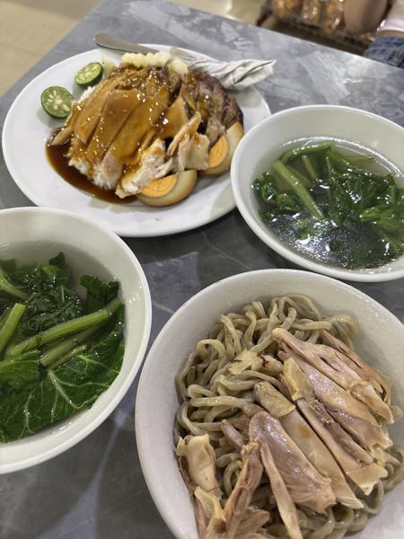 Mie Ayam Abadi photo 3