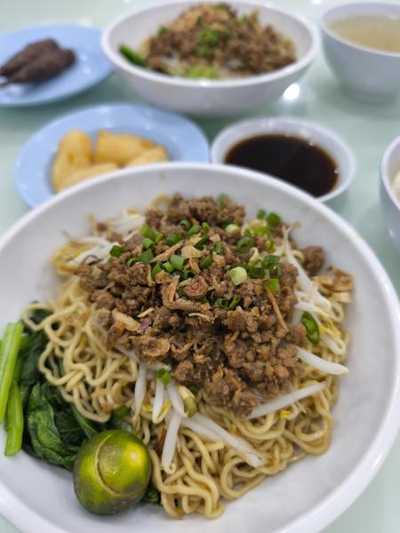 Bakmi Lontar Bangka, Muara Karang photo 3