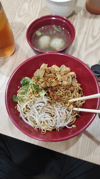 Waroeng Bakmi photo 3
