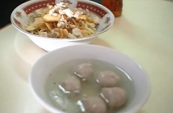 Bakmi Tan Muara Karang photo 3