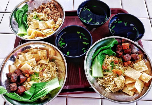 Mura Bakmi & Kopi Bekasi photo 1