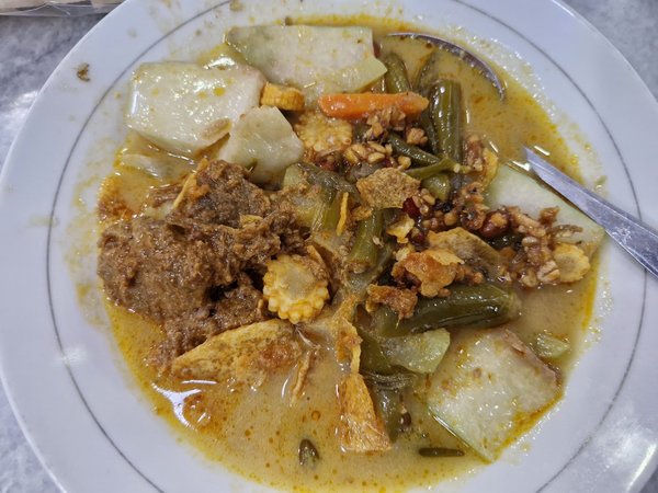 Bakmie Danau Toba photo 2