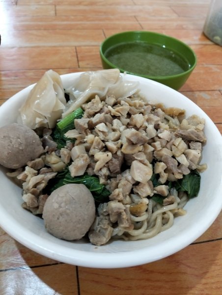 Bakmie karet Ayam kampung bang fyan photo 2