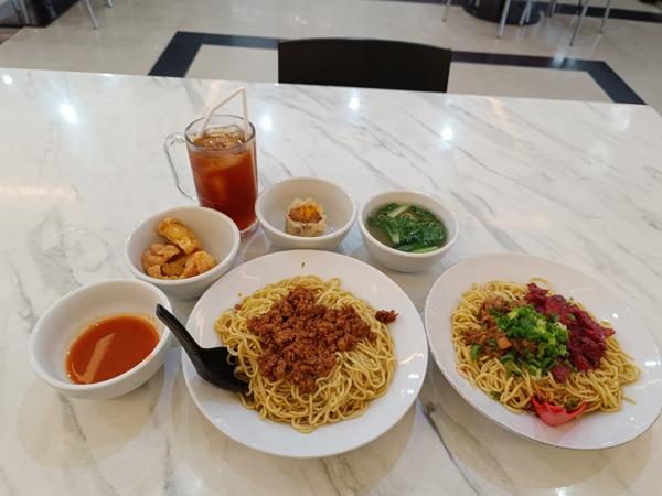 Bakmie Aloi photo 3