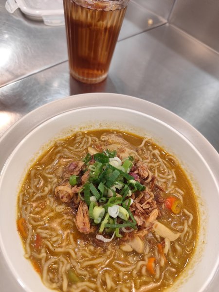 Seporsi Mie Kari Gading Serpong photo 2