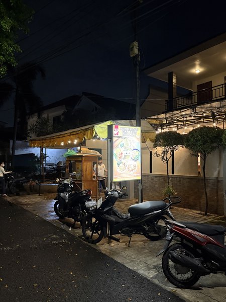 Warung Bakmi Ganteng photo 5
